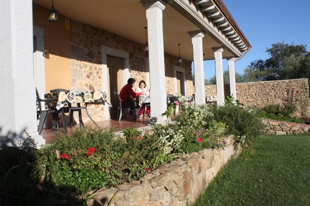Apartamentos El Jardín del Poeta Guijo de Granadilla Quarto foto